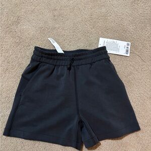 Womans lululemon shorts